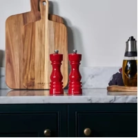 Cole & Mason - London Mills Red Gloss Gift Set 18cm