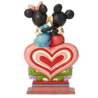 Jim Shore Disney Traditions - Mickey & Minnie Mouse - Heart to Heart