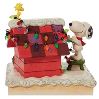Peanuts by Jim Shore - Snoopy With Woodstock Decorating