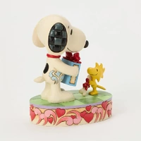 Peanuts by Jim Shore - Snoopy with Woodstock and Gifts