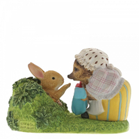 Beatrix Potter Peter Rabbit Miniature Figurine - Mrs. Tiggy-Winkle Returning Peter's Laundered Jacket