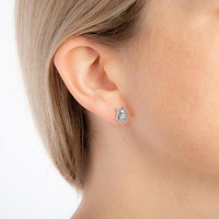 Disney Couture Kingdom - Winnie the Pooh - Pooh Stud Earrings White Gold