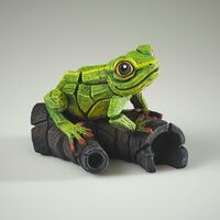 Edge Sculpture - Tree Frog