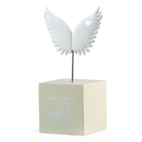 House of Sentiments Figurine - Angel Wings