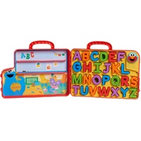 Sesame Street - Elmo's Learning Letters