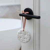 Pilbeam Living - Lonicera Japanese Honeysuckle Scented Ceramic Disc