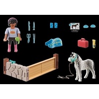 Playmobil Horses of Waterfall - Horse Therapist