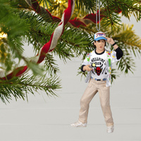 2022 Hallmark Keepsake Ornament - Stranger Things Dustin Henderson