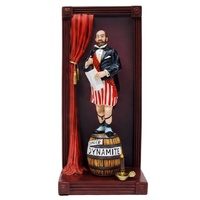 Disney Showcase - Dynamite Gentleman Stetching Portrait Figurine