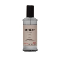 THE AROMATHERAPY CO Smith & Co Room Spray - Tabac & Cedarwood