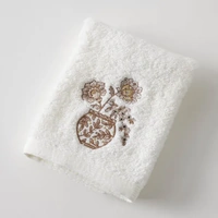 Pilbeam Living - Timeless Blossoms Face Washer