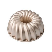 Bakemaster - Classic Fluted Non-Stick Ring Cake Pan - 24 x 24 x 10cm
